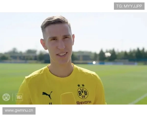 哈曼：穆西亚拉仍需改进 施洛特贝克犯规应红牌